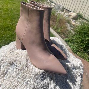 Marc Fisher Bootie Woodsmoke Leather